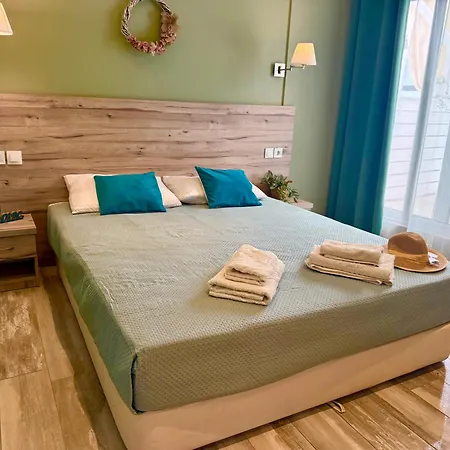 αvli & No1 Apartamento Sarti