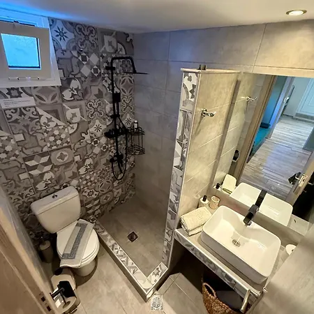 Apartamento αvli & No1