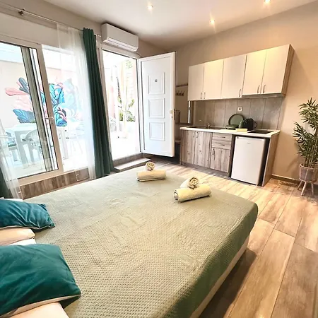 Apartamento αvli & No1 *