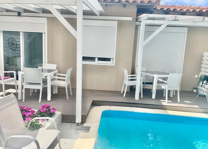 ΑVLI villa Sarti 1 *