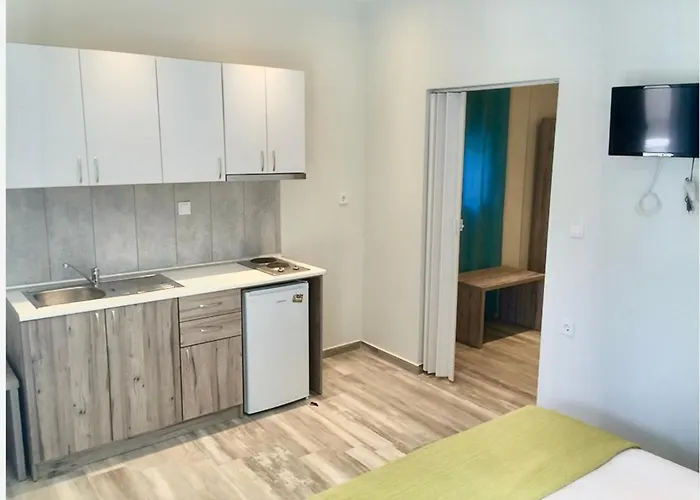 Αvli Sarti Studios & Apartments No1 * 사르티