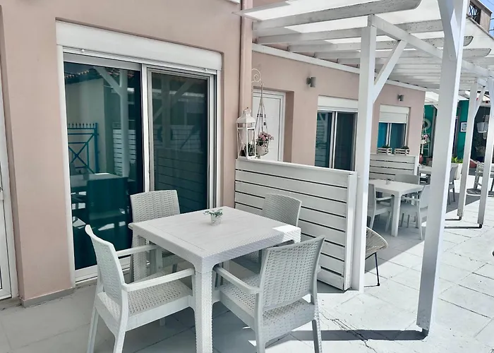 Αvli Sarti Studios & Apartments No1 아파트 사르티